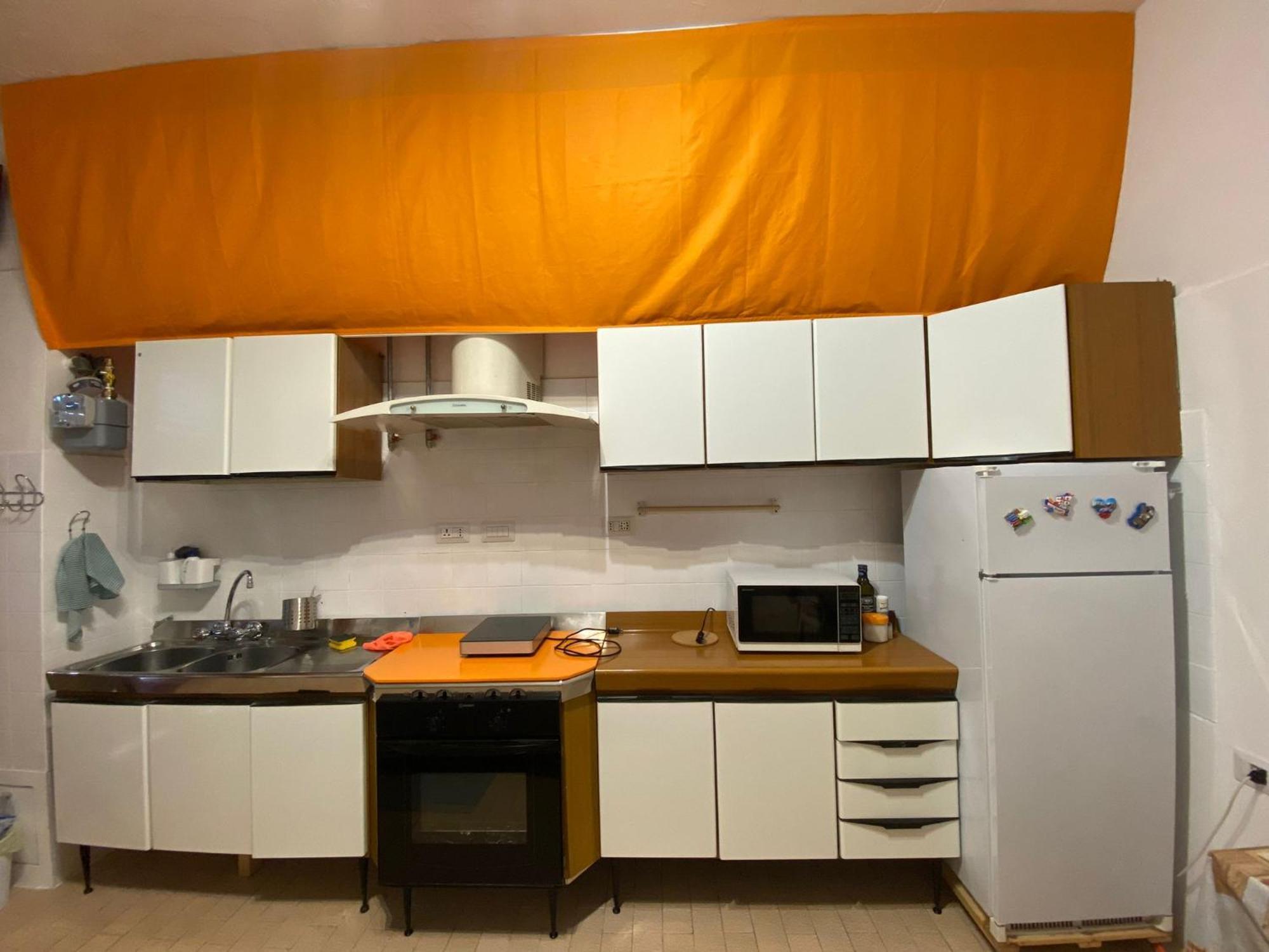Отель I Feel Orange Леньяно Экстерьер фото